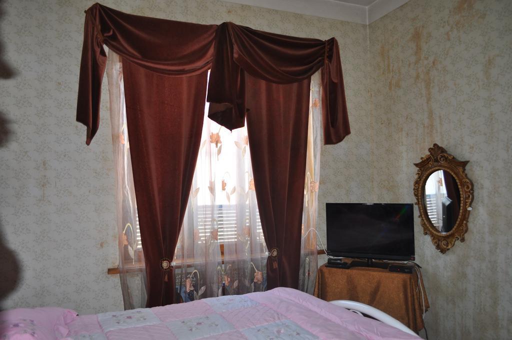 Guest House Cico Telavi Buitenkant foto