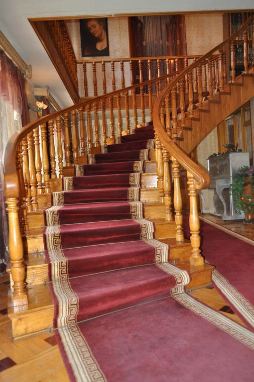 Guest House Cico Telavi Buitenkant foto